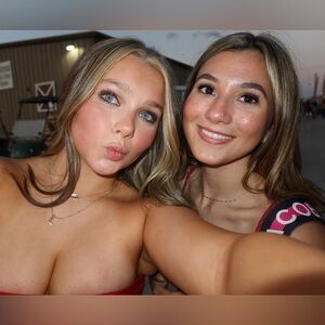 Meet your Posher, Lydia